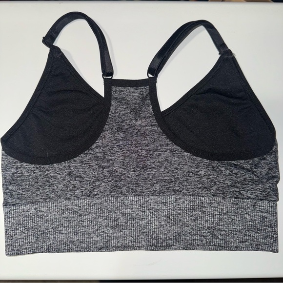 PINK Victoria's Secret Charcoal Sports Bra - Picture 2 of 3